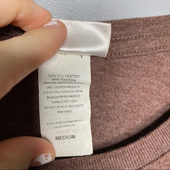 Hershey’s t-shirt size medium - Picture 5 of 6